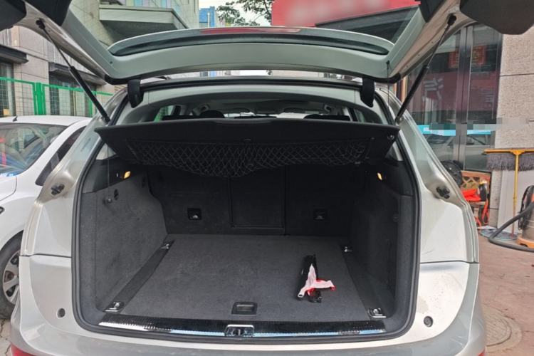 Used Audi Q5 2016 40 TFSI Technology Edition Trunk