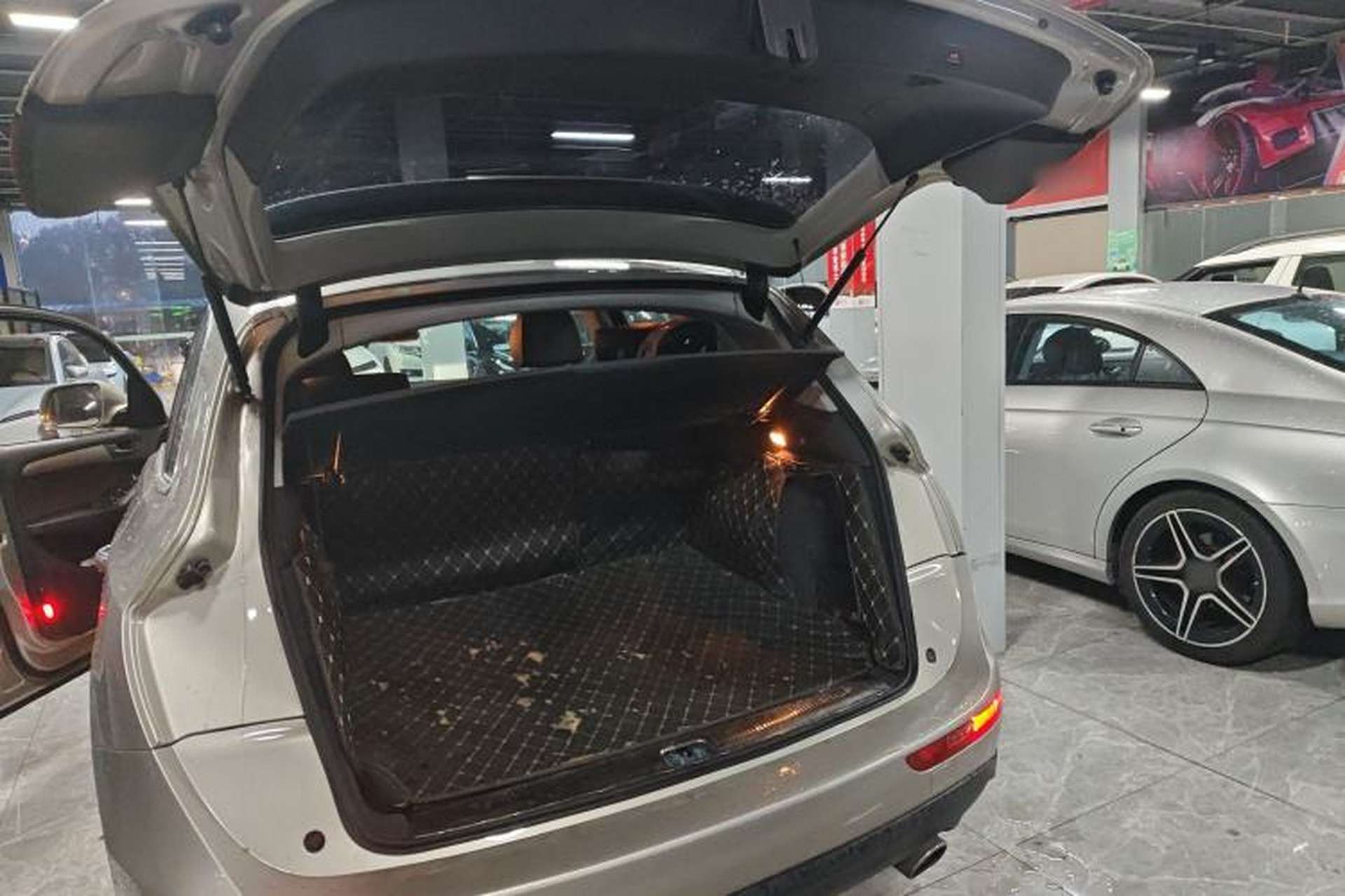 Used Audi Q5 2016 40 TFSI Technology Edition Trunk