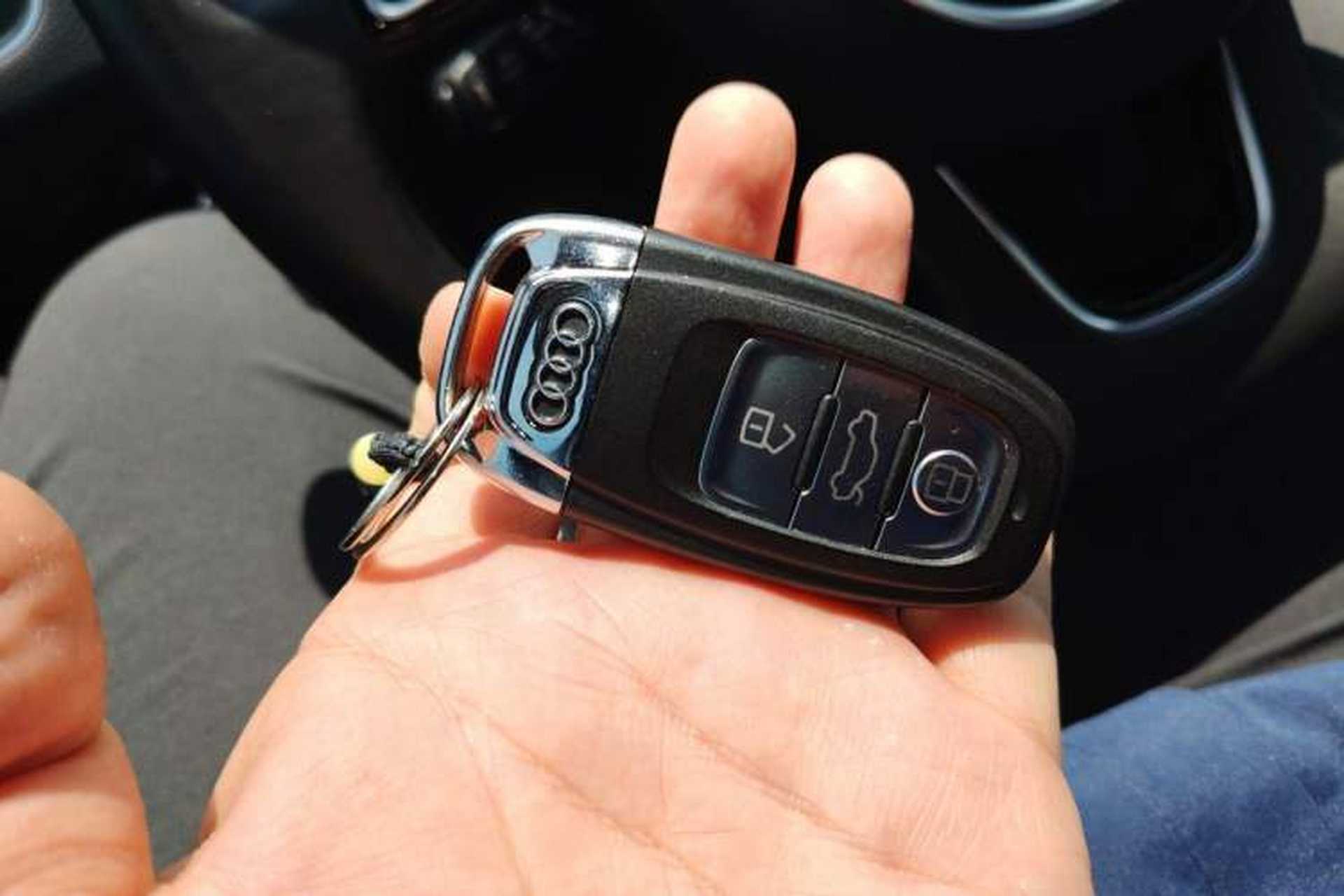 Used Audi Q5 2016 40 TFSI Trendy Edition Vehicle Key