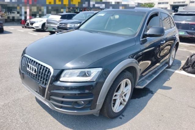 Used Audi Q5 2017 Plus 40 TFSI Technology Model