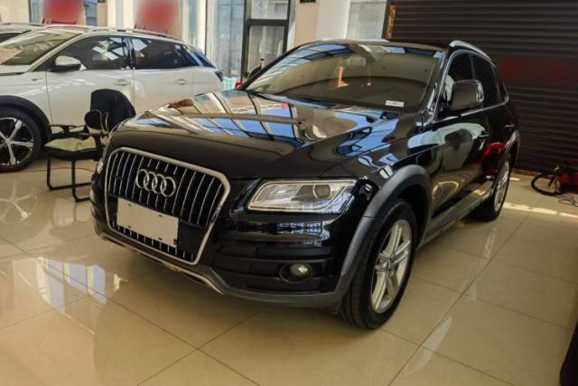 Used Audi Q5 2017 Plus 40 TFSI Technology Model