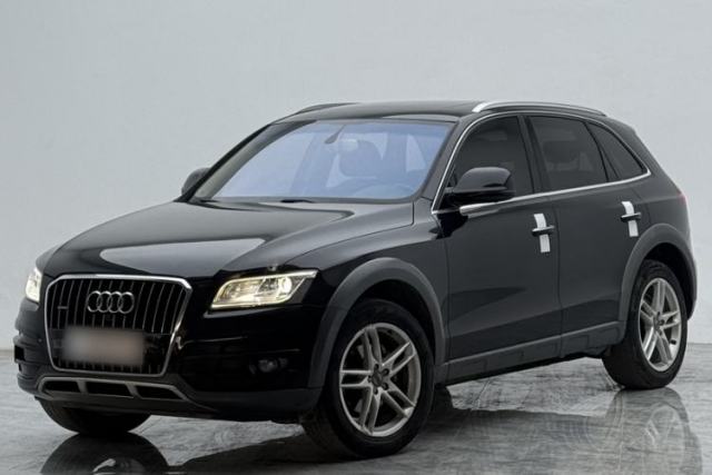 Used Audi Q5 2017 Plus 40 TFSI Technology Model
