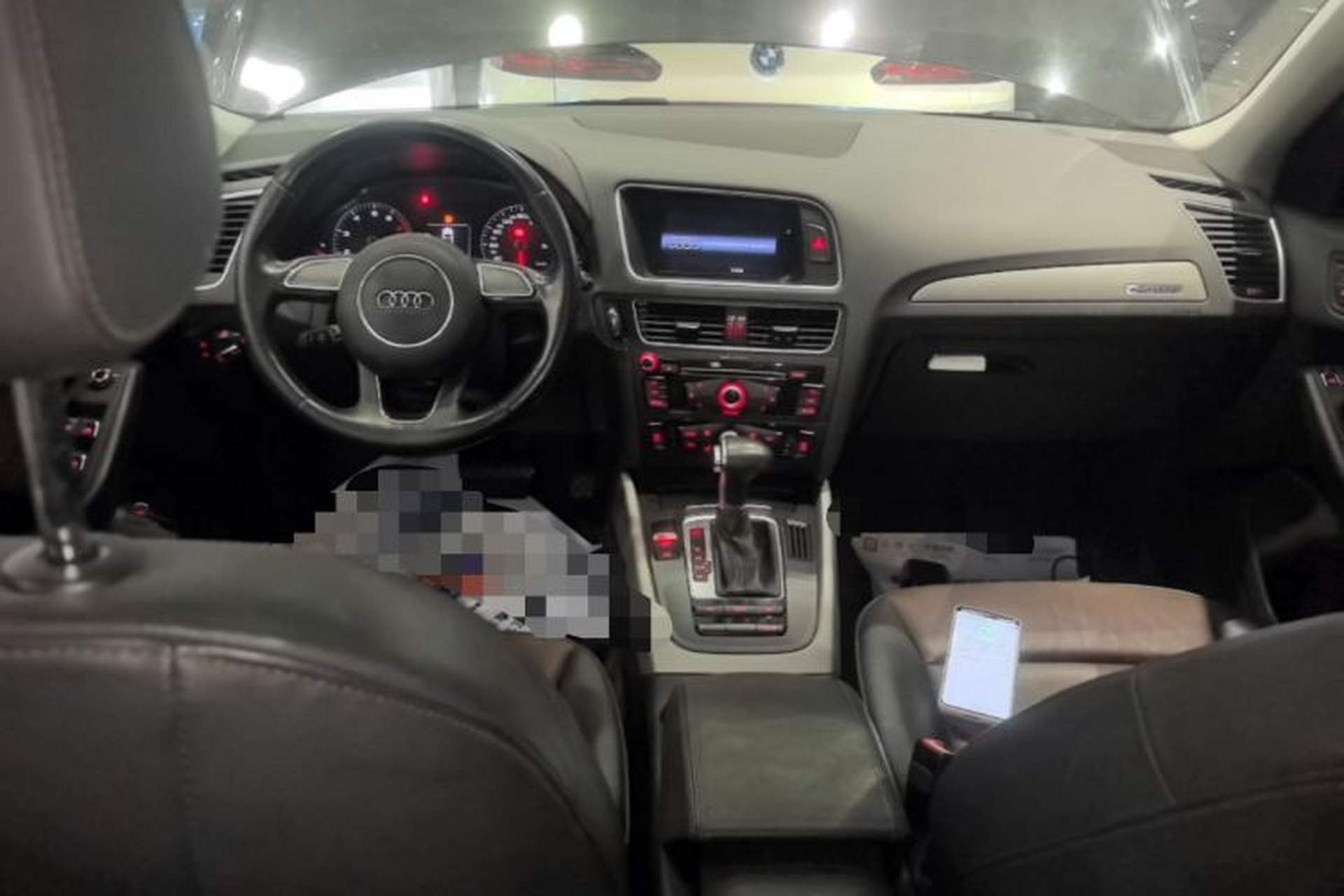 Used Audi Q5 2017 Plus 40 TFSI Ambition Model Audio And AC Panel