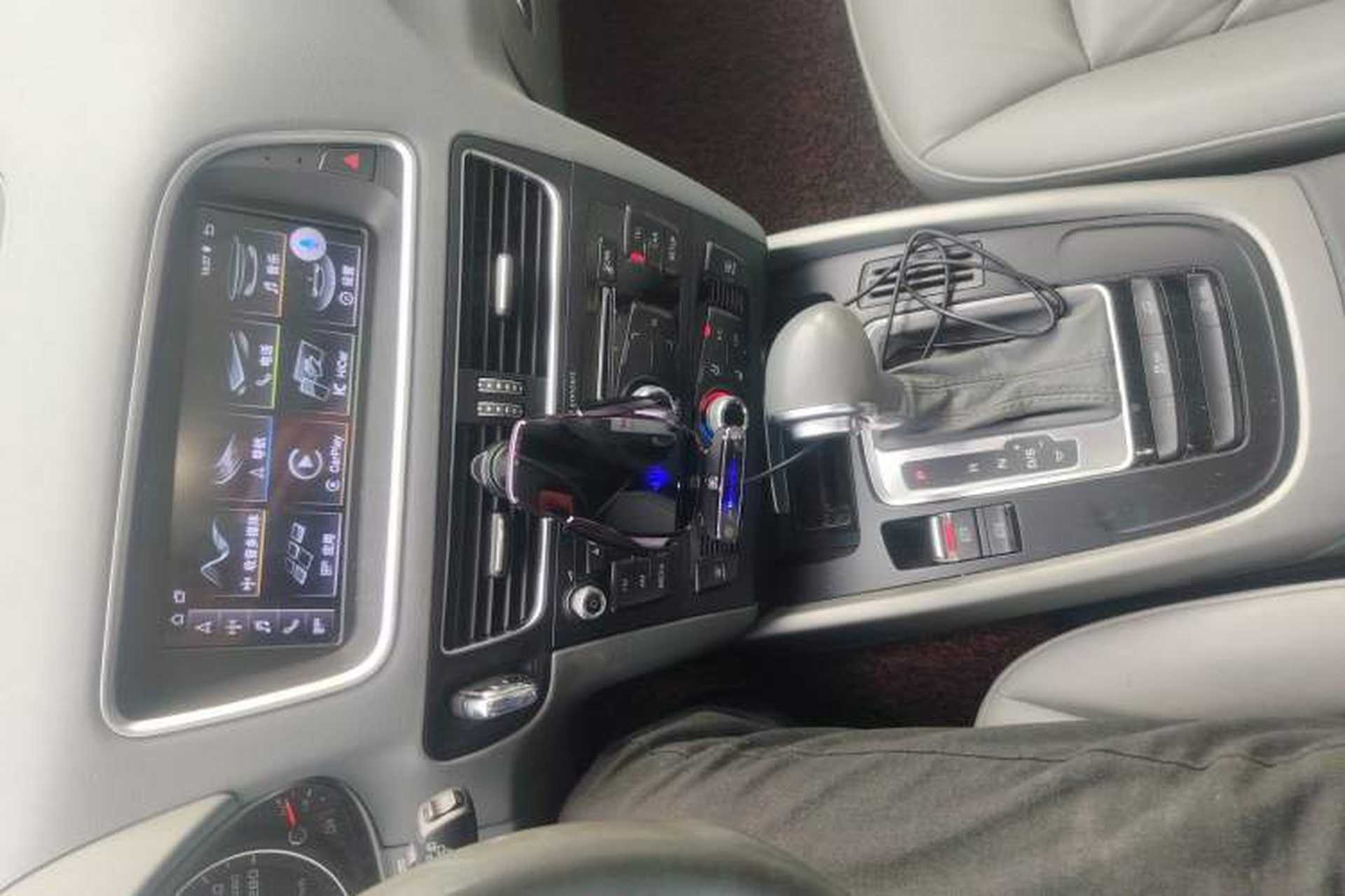 Used Audi Q5 2017 40 TFSI Ambition Edition Audio And AC Panel