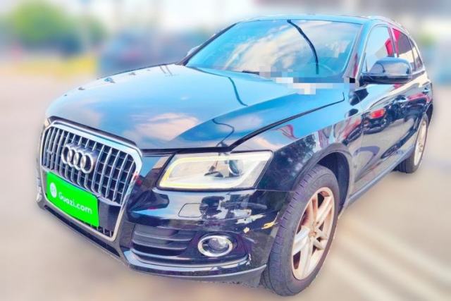 Audi Q5 2017 Plus 40 TFSI Ambition Model مستعملة