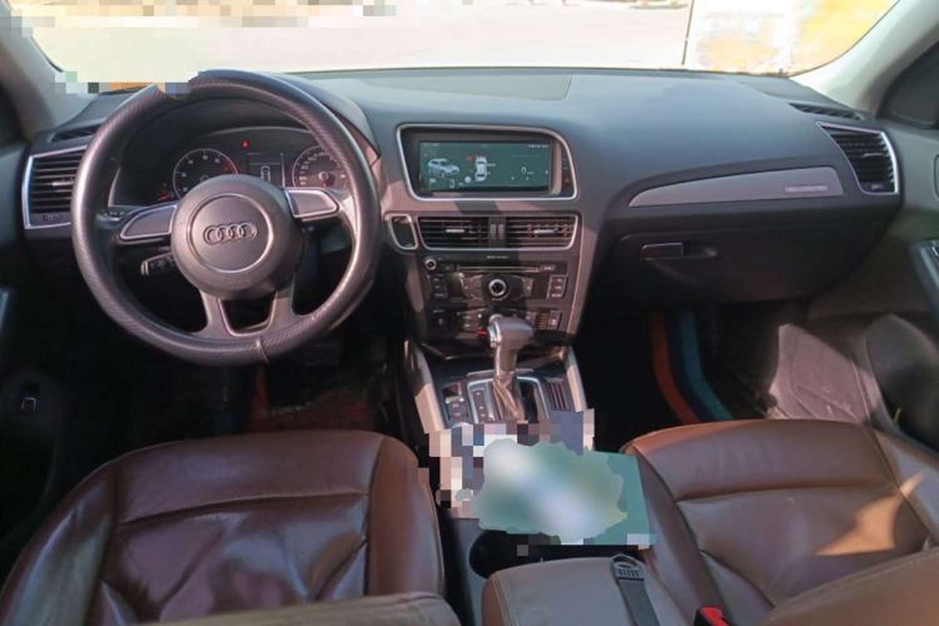 Used Audi Q5 2017 40 TFSI Ambition Edition Center Console