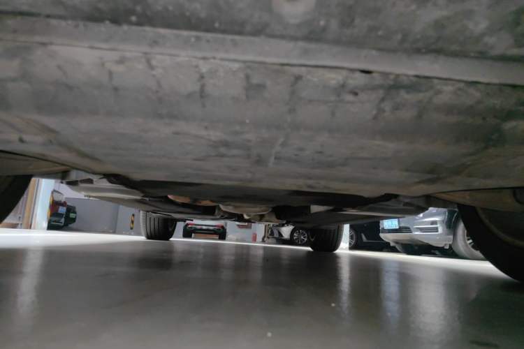 Used Audi Q5 2017 40 TFSI Comfort Model Chassis Front