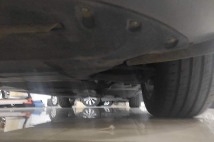 Used Audi Q5 2017 Plus 40 TFSI Comfort Model Chassis Front Left