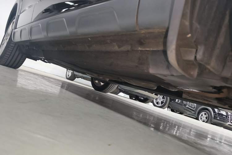 Used Audi Q5 2017 40 TFSI Comfort Model Chassis Front Right