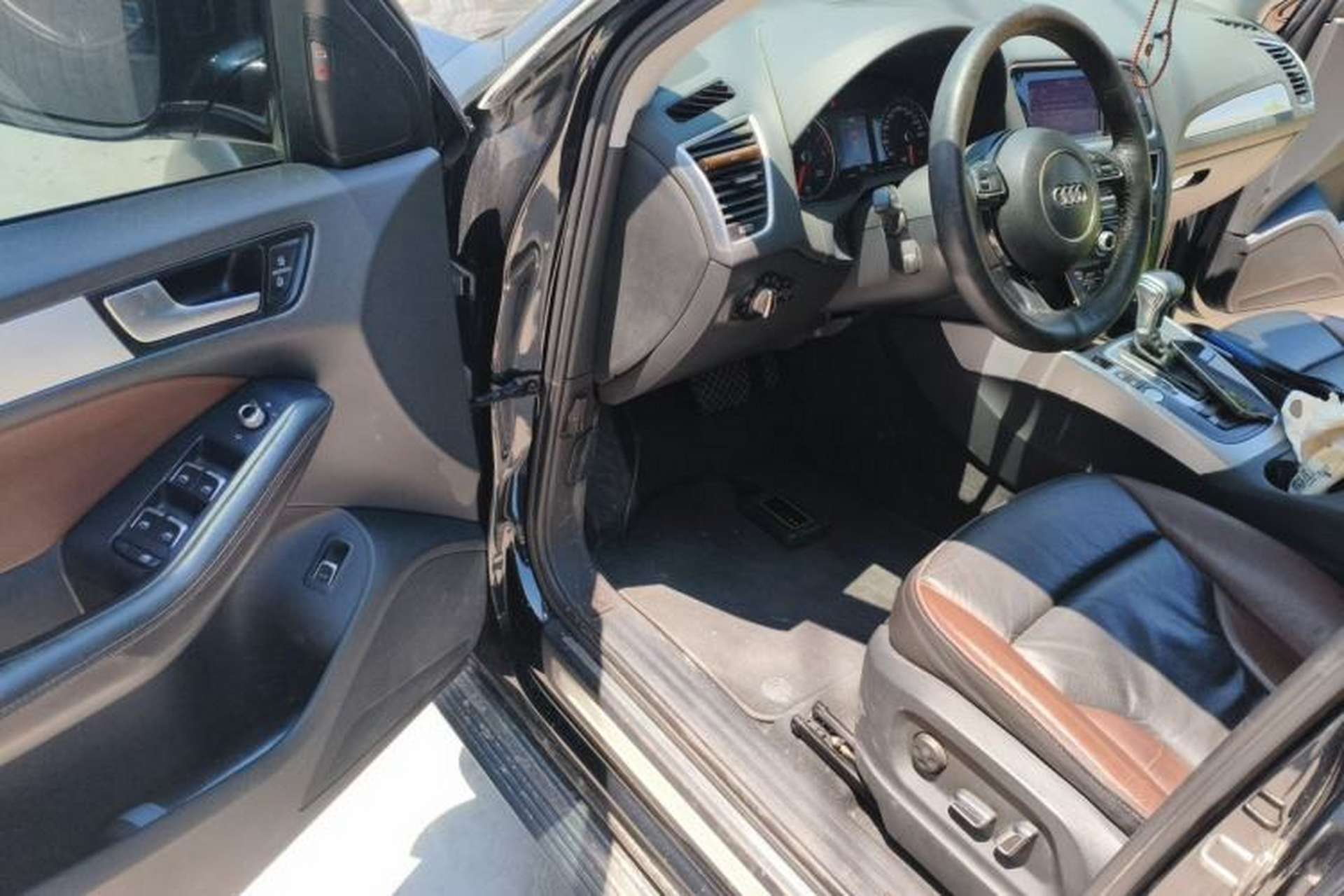 Used Audi Q5 2017 Plus 40 TFSI Comfort Model Driver Seat