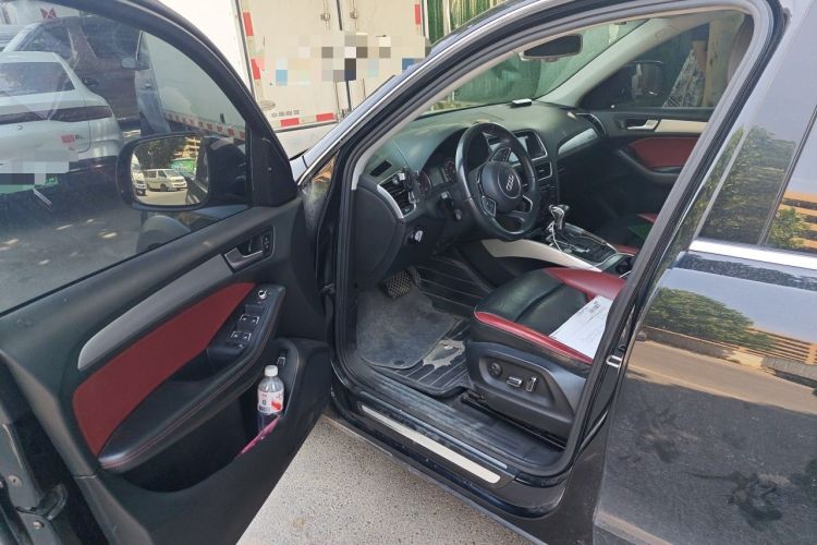 Used Audi Q5 2017 Plus 40 TFSI Technology Model Driver Seat