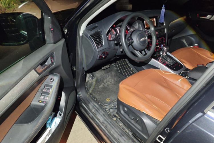 Used Audi Q5 2017 Plus 40 TFSI Technology Model Driver Seat