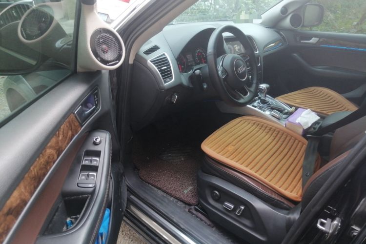 Used Audi Q5 2017 40 TFSI Technology Edition Driver Seat