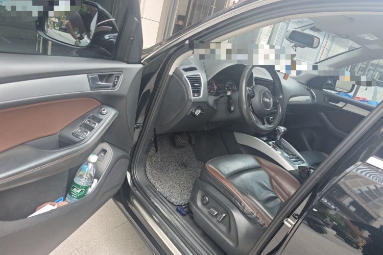 Used Audi Q5 2017 Plus 40 TFSI Technology Model Driver Seat