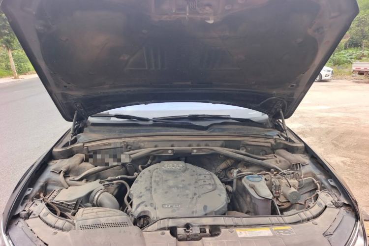 Used Audi Q5 2017 40 TFSI Ambition Edition Engine Bay