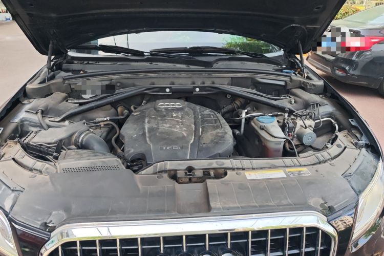 Used Audi Q5 2017 40 TFSI Ambition Edition Engine Bay