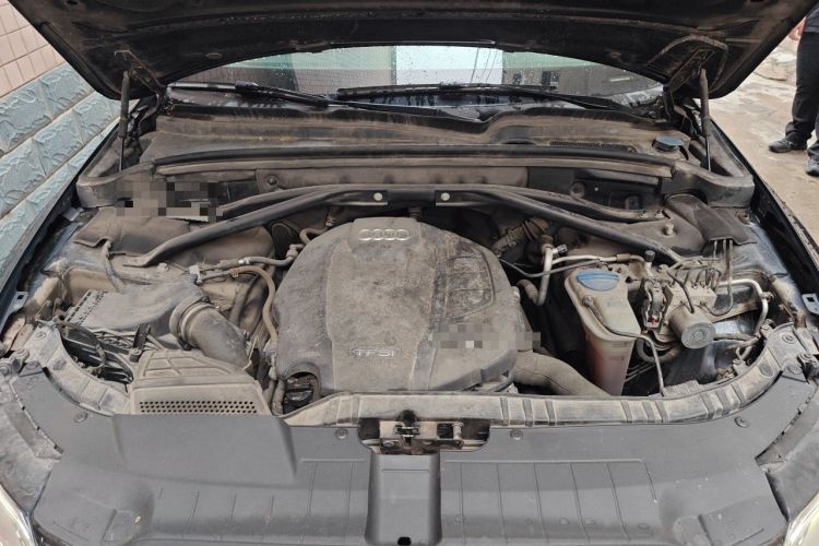Used Audi Q5 2017 Plus 40 TFSI Technology Model Engine Bay