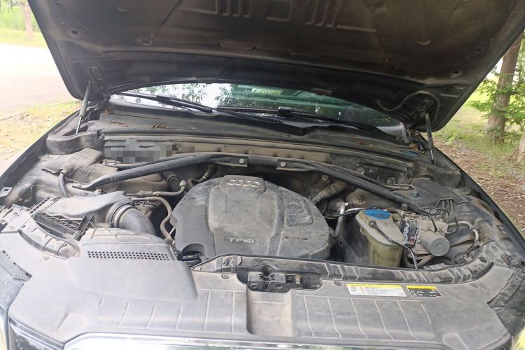 Used Audi Q5 2017 Plus 40 TFSI Technology Model Engine Bay