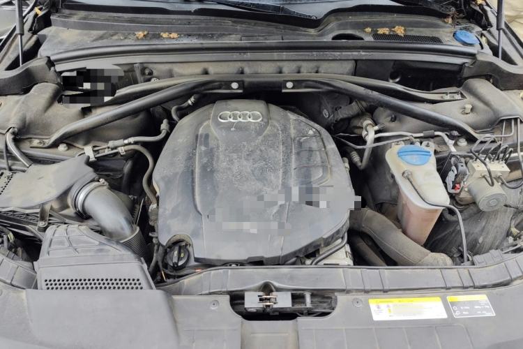 Used Audi Q5 2017 40 TFSI Technology Edition Engine Bay