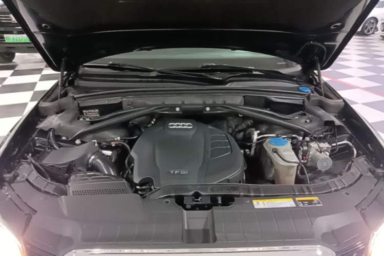 Used Audi Q5 2017 Plus 40 TFSI Technology Model Engine Bay