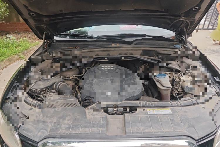 Used Audi Q5 2017 Plus 40 TFSI Technology Model Engine Bay