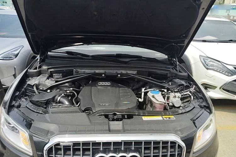 Used Audi Q5 2017 40 TFSI Ambition Edition Engine Bay