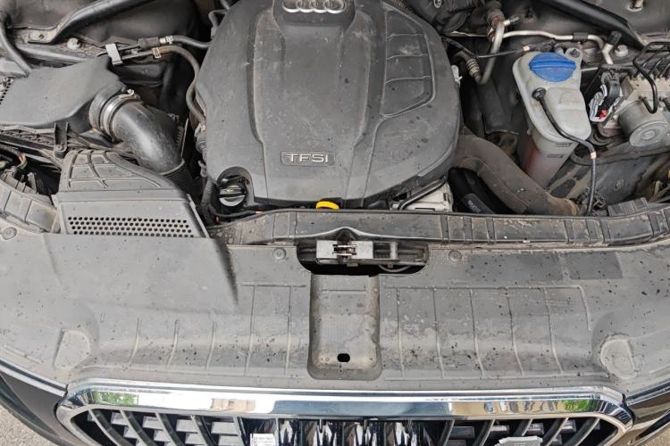 Used Audi Q5 2017 Plus 40 TFSI Technology Model Engine Bay