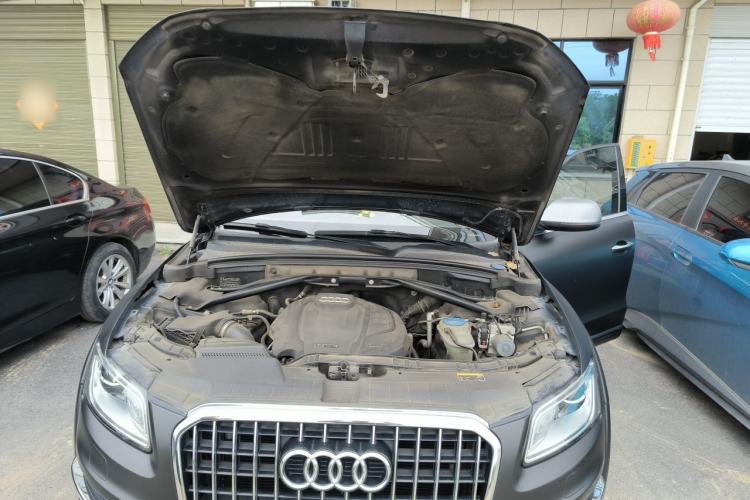 Used Audi Q5 2017 Plus 40 TFSI Technology Model Engine Bay