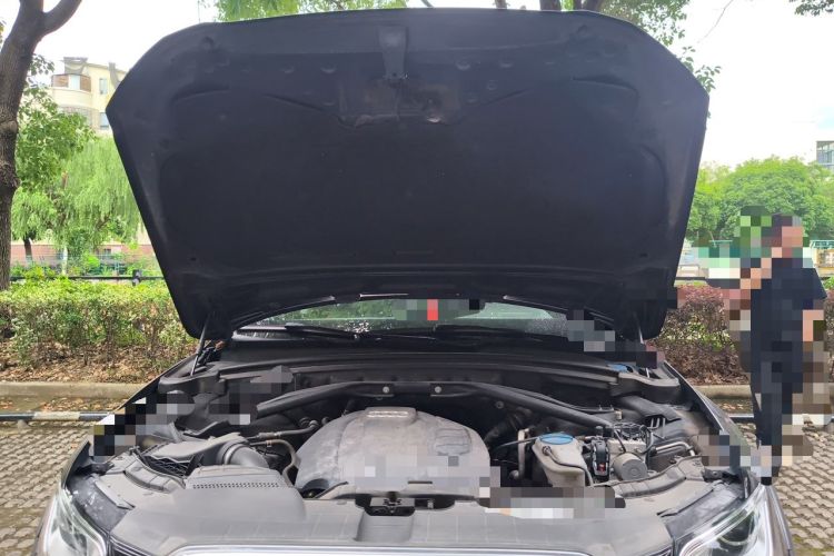 Used Audi Q5 2017 Plus 40 TFSI Comfort Model Engine Bay