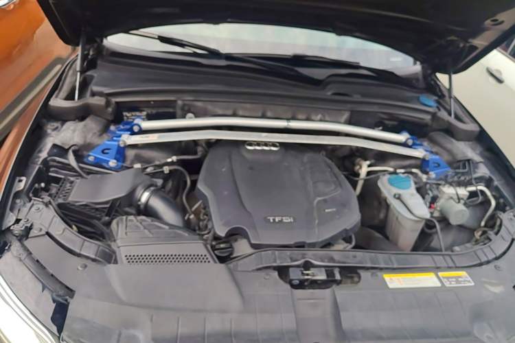 Used Audi Q5 2017 40 TFSI Ambition Edition Engine Bay