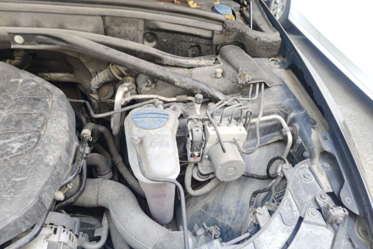 Used Audi Q5 2017 40 TFSI Ambition Edition Engine Bay Left