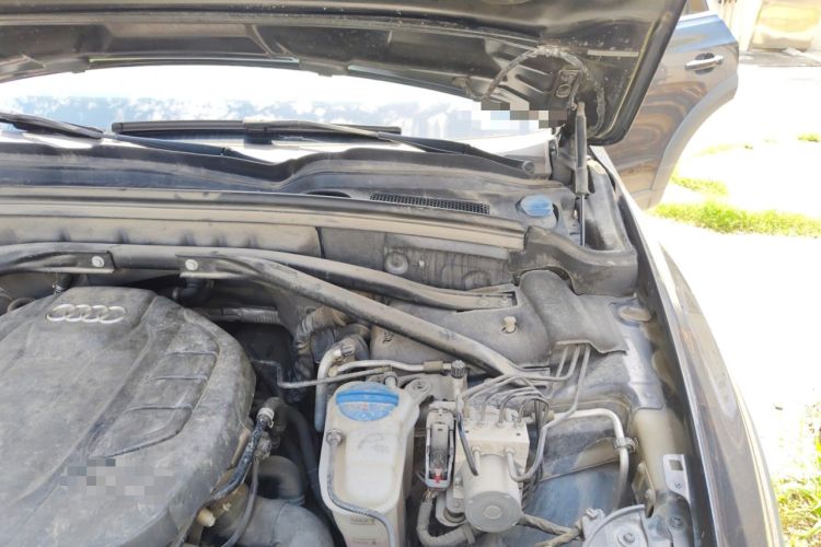 Used Audi Q5 2017 Plus 40 TFSI Technology Model Engine Bay Left
