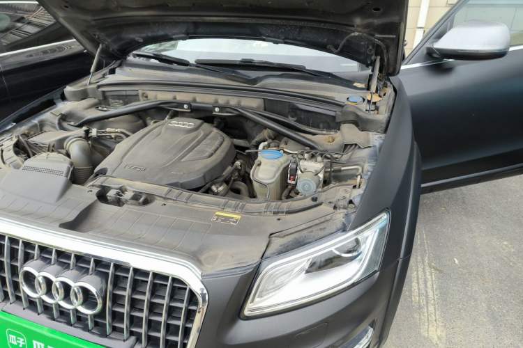 Used Audi Q5 2017 Plus 40 TFSI Technology Model Engine Bay Left