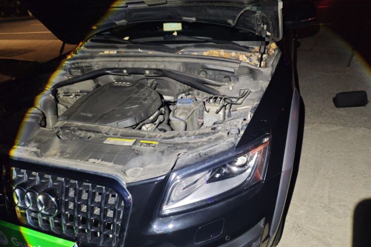 Used Audi Q5 2017 Plus 40 TFSI Technology Model Engine Bay Left