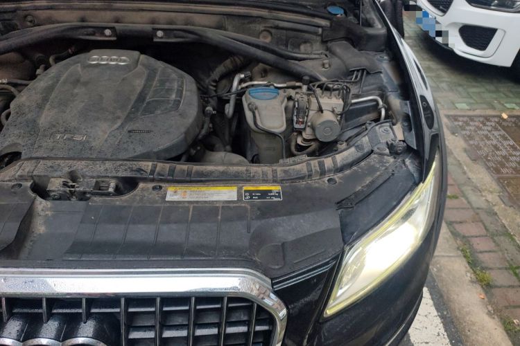 Used Audi Q5 2017 Plus 40 TFSI Technology Model Engine Bay Left