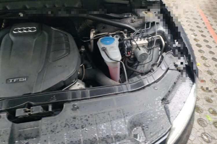 Used Audi Q5 2017 Plus 40 TFSI Technology Model Engine Bay Left