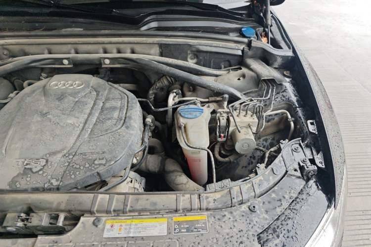 Used Audi Q5 2017 Plus 40 TFSI Technology Model Engine Bay Left