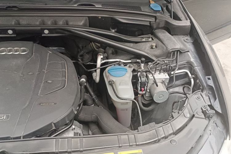 Used Audi Q5 2017 Plus 40 TFSI Technology Model Engine Bay Left