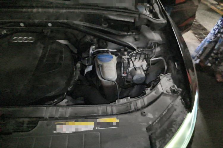 Used Audi Q5 2017 Plus 40 TFSI Technology Model Engine Bay Left