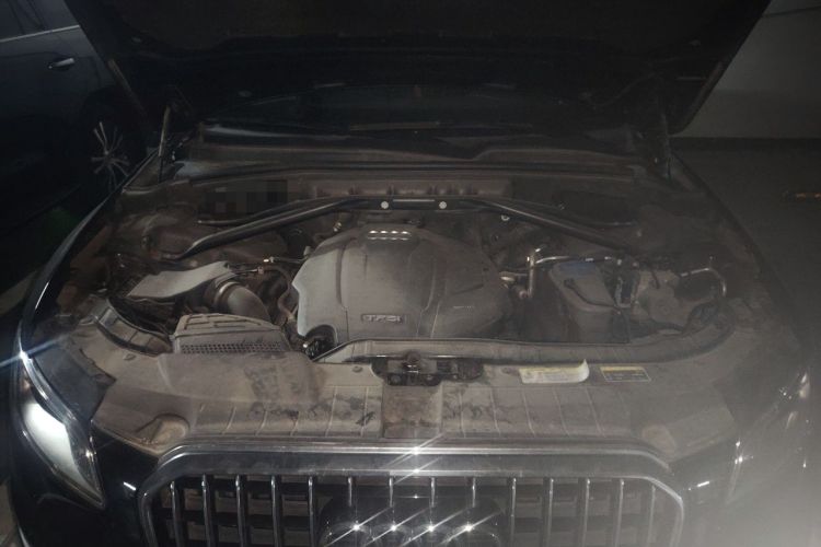 Used Audi Q5 2017 Plus 40 TFSI Technology Model Engine Bay