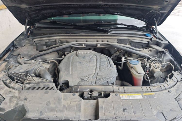 Used Audi Q5 2017 Plus 40 TFSI Technology Model Engine Bay