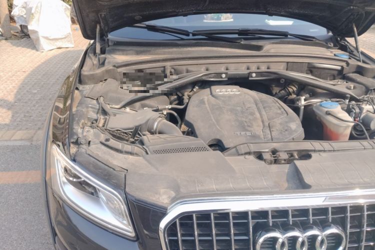 Used Audi Q5 2017 Plus 40 TFSI Technology Model Engine Bay Right