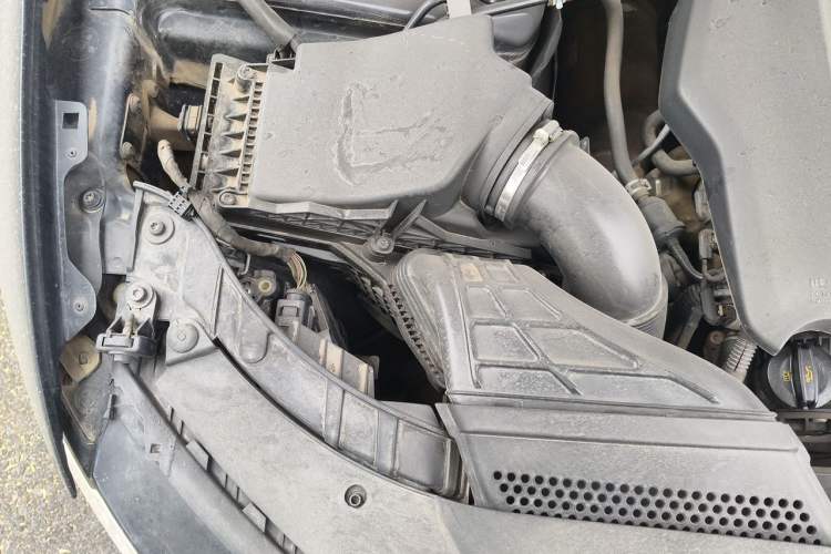 Used Audi Q5 2017 Plus 40 TFSI Ambition Model Engine Bay Right