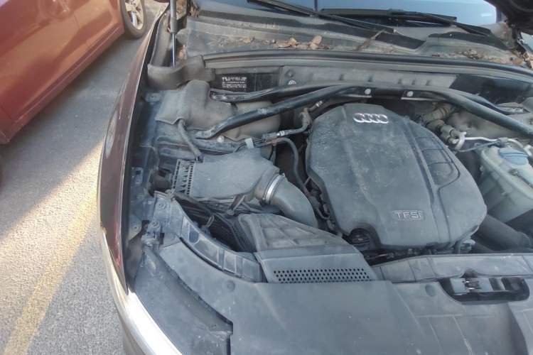 Used Audi Q5 2017 40 TFSI Dynamic Edition Engine Bay Right