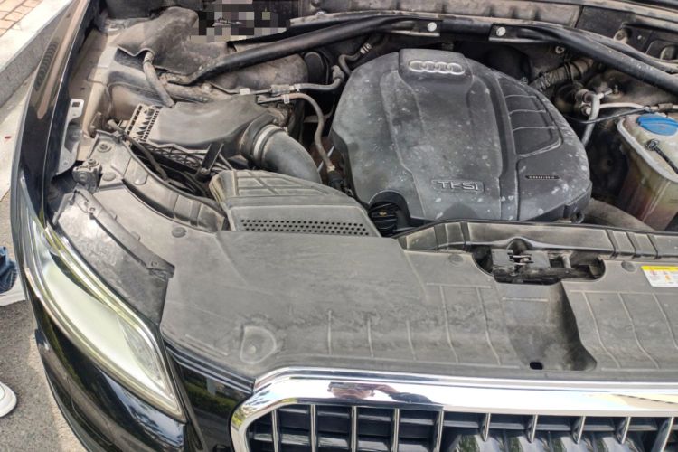 Used Audi Q5 2017 Plus 40 TFSI Technology Model Engine Bay Right