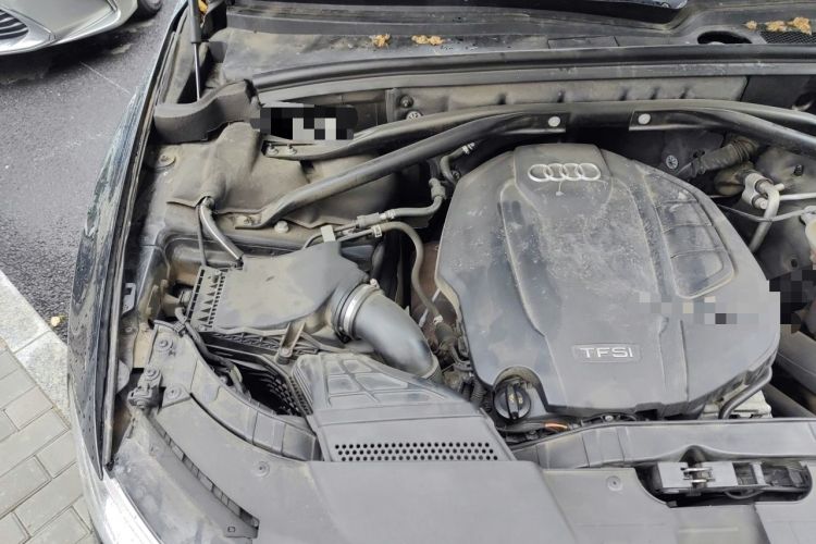 Used Audi Q5 2017 40 TFSI Technology Edition Engine Bay Right