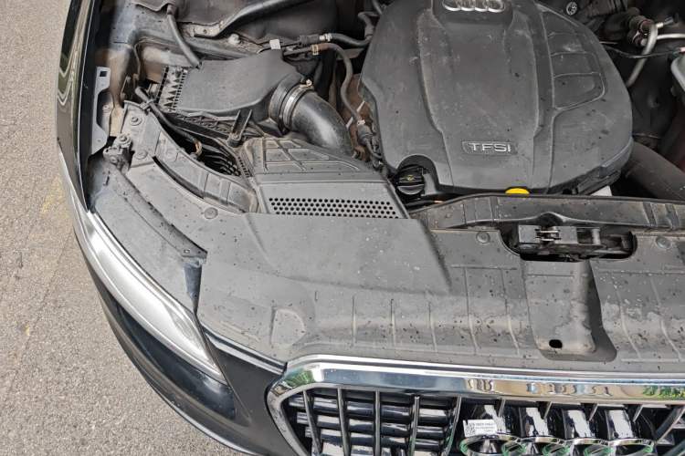 Used Audi Q5 2017 Plus 40 TFSI Technology Model Engine Bay Right