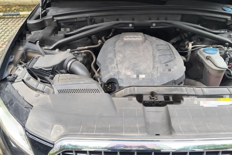 Used Audi Q5 2017 Plus 40 TFSI Comfort Model Engine Bay Right