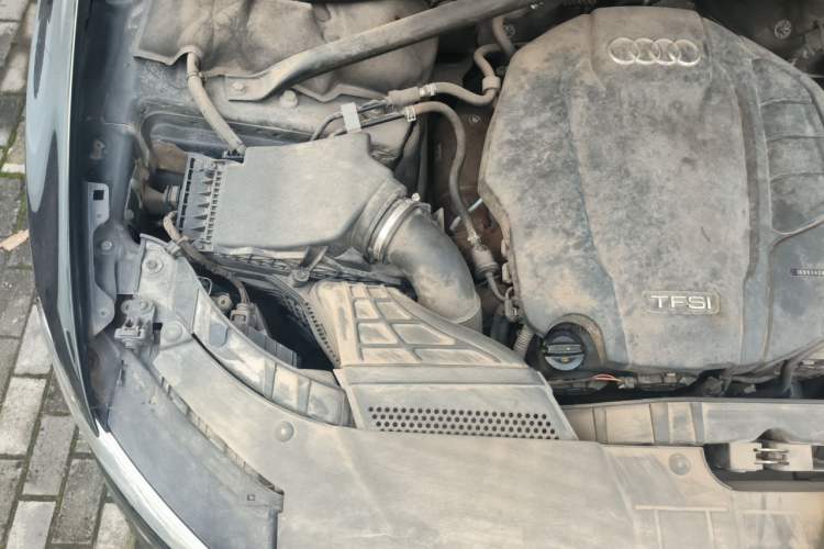 Used Audi Q5 2017 40 TFSI Ambition Edition Engine Bay Right