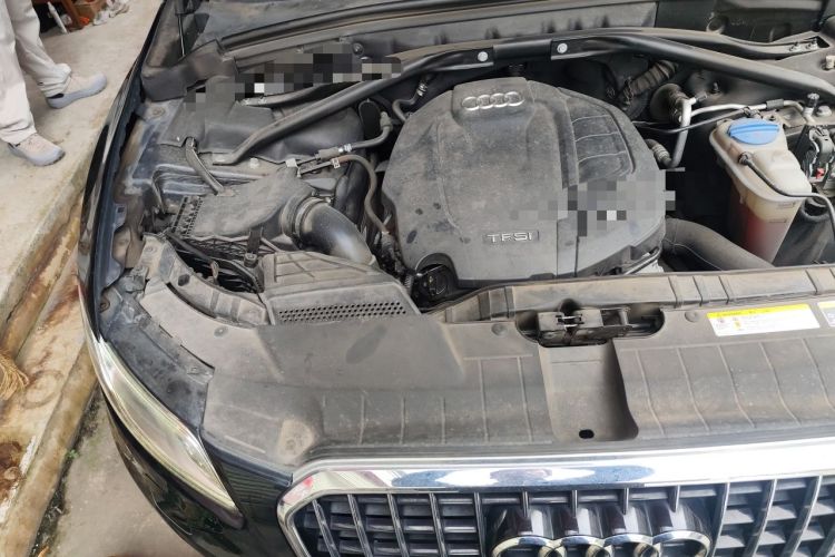 Used Audi Q5 2017 40 TFSI Technology Edition Engine Bay Right